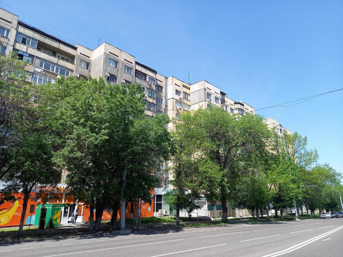 "Современный Уют" Квартира Almaty Bagian luar foto